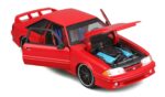 MAISTO DESIGN Ford Mustang SVT Cobra 1993 1/24 32549 - obrazek 2
