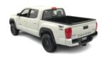 MAISTO Toyota Tacoma TRD PRO 2023 1/24 32910 WT - obrazek 2