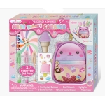 Mini plecaczek, saszetka, brelok, długopisy, naklejki