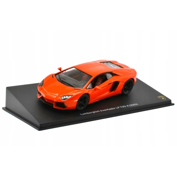 Lamborghini Aventador LP 700-4 2010 1/43