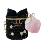 HOT FOCUS 756GO Tweedowa czarna torebeczka z brelokiem