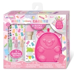 Mini plecaczek Miś, saszetka, brelok, długopisy, naklejki