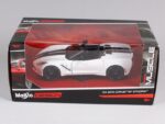 MAISTO DESIGN Corvette Stingray 2014 1/24 32501 - obrazek 5